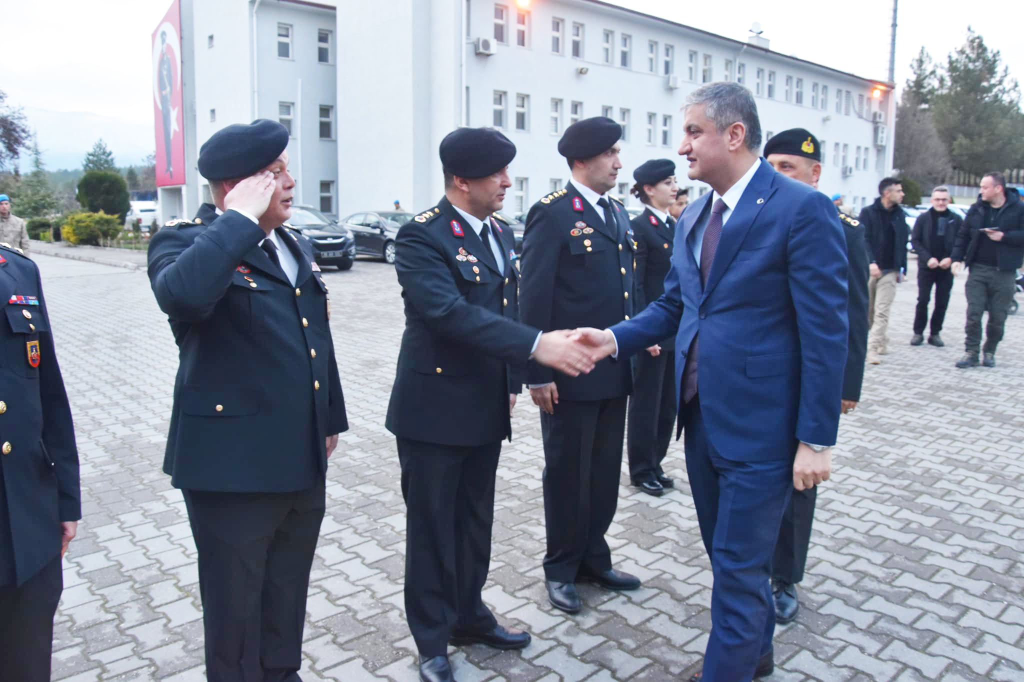 ŞEHİT  AİLELERİ VE GAZİLERE  İFTAR