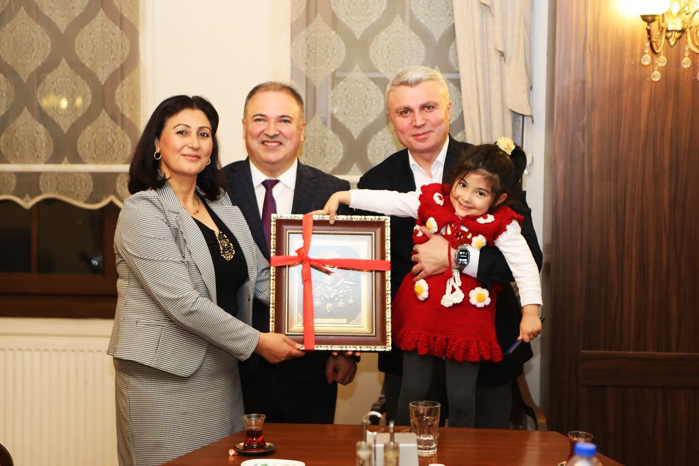  ARTIK O BİRİNCİ SINIF                      EMNİYET MÜDÜRÜ