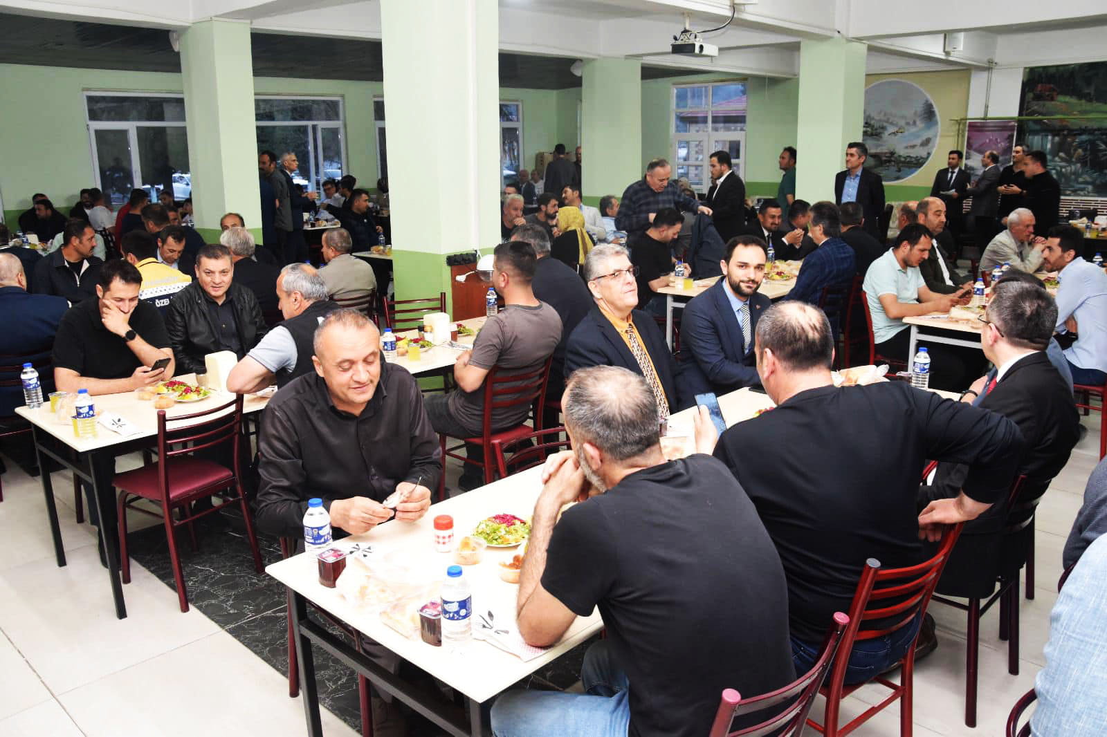 ÖZEL İDARE PERSONELİ İLE İFTAR