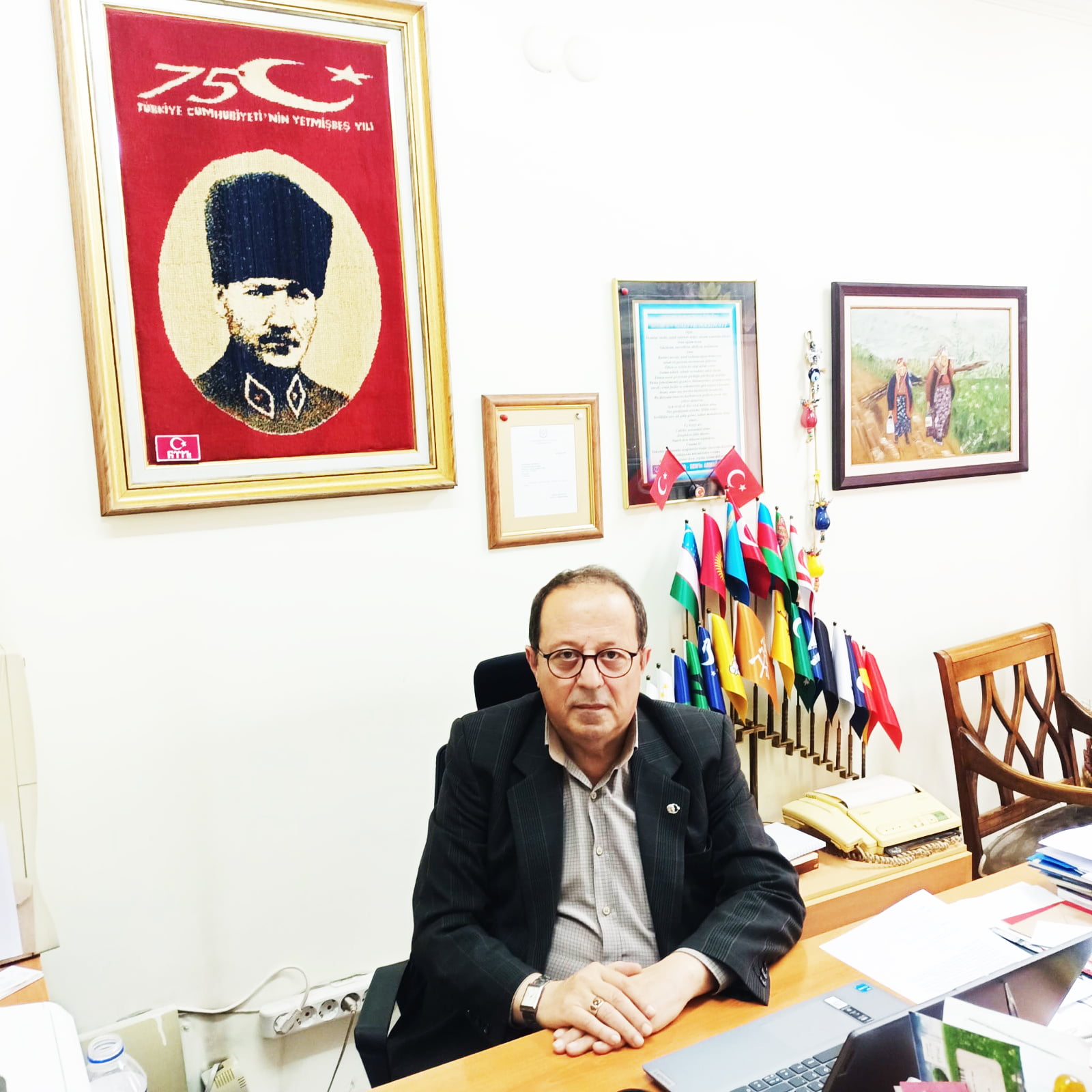 Karabük İletişim Derneği Başkanı İlhan Alpboğa;  Meslektaşlarımın Günün Kutlarım
