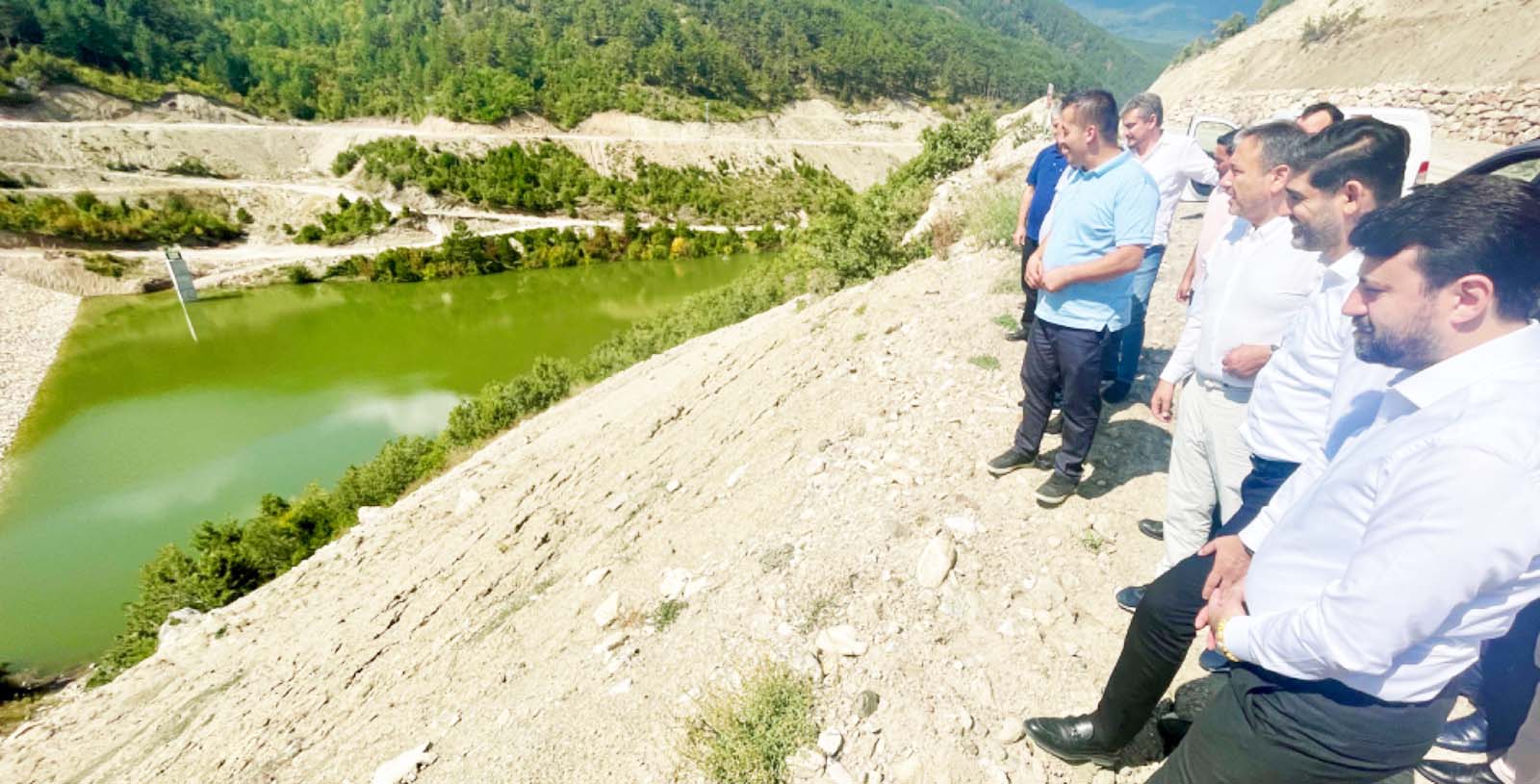 AK PARTİ  OVA BARAJINDA