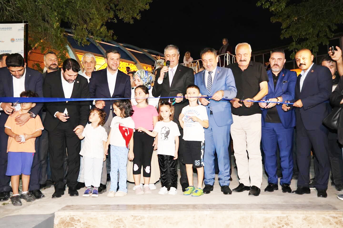 KARABÜK KENT OLUYOR                                    