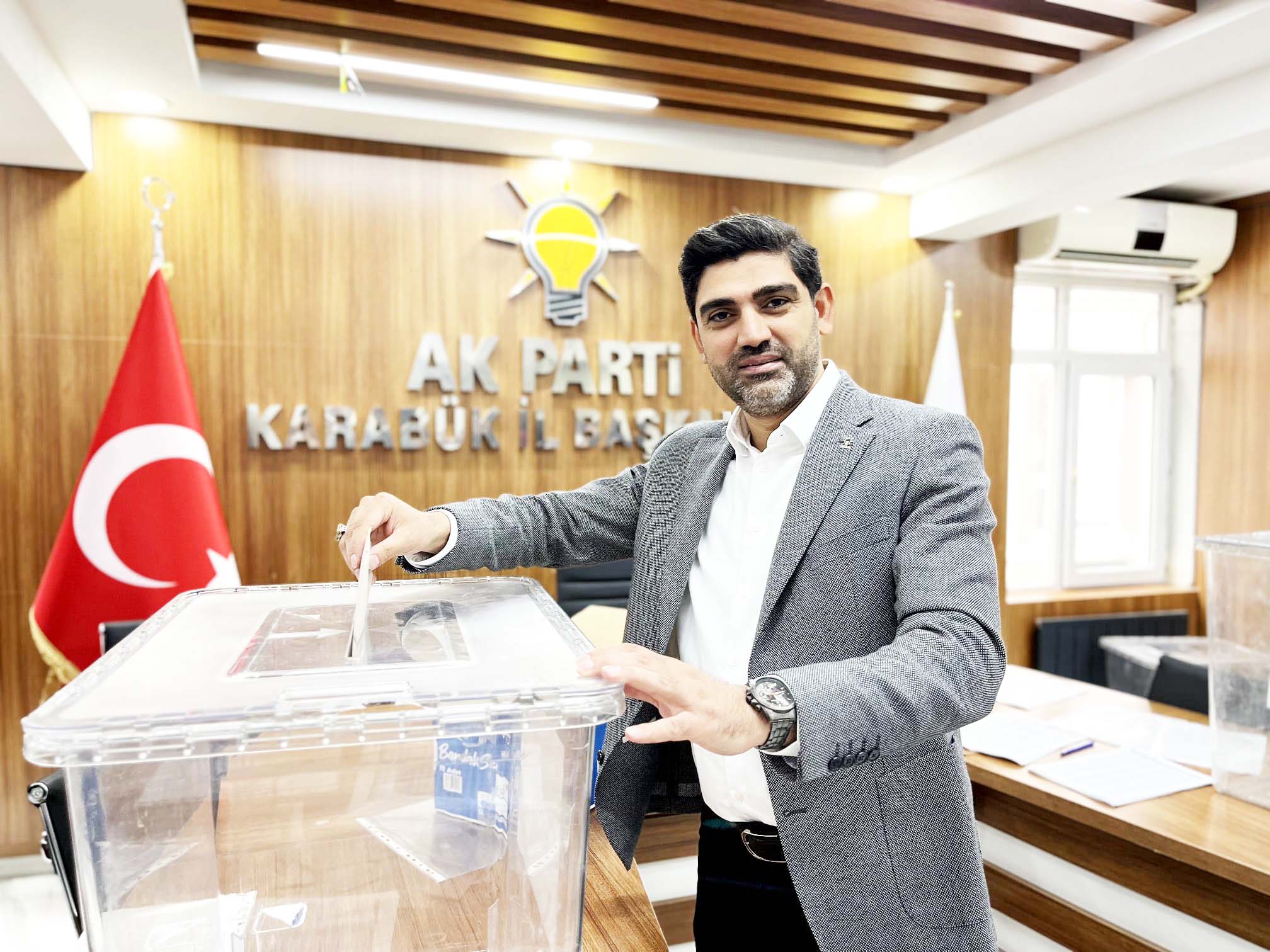 AK PARTİ’DE İLÇE DELEGE SEÇİMLERİ TAMAMLANDI
