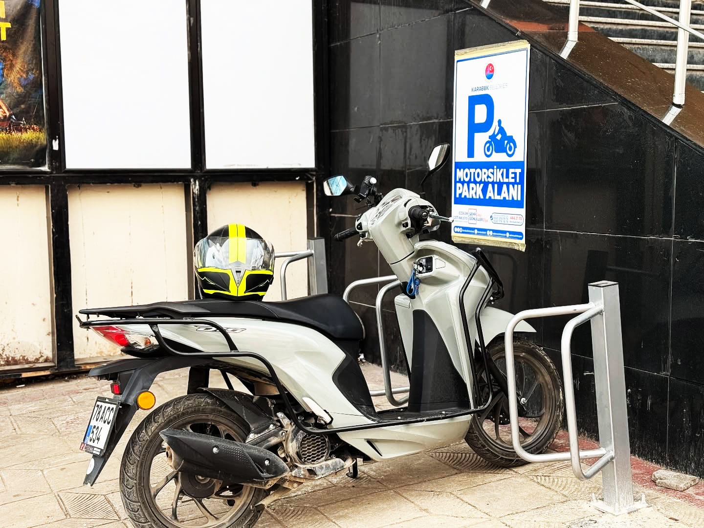 MOTOSİKLET SÜRÜCÜLERİNE ÖZEL PARK