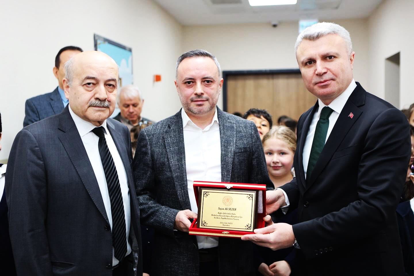 ŞEHİT ATİLLA BODUR İLKOKULU’NA                                           YENİ NESİL KÜTÜPHANE
