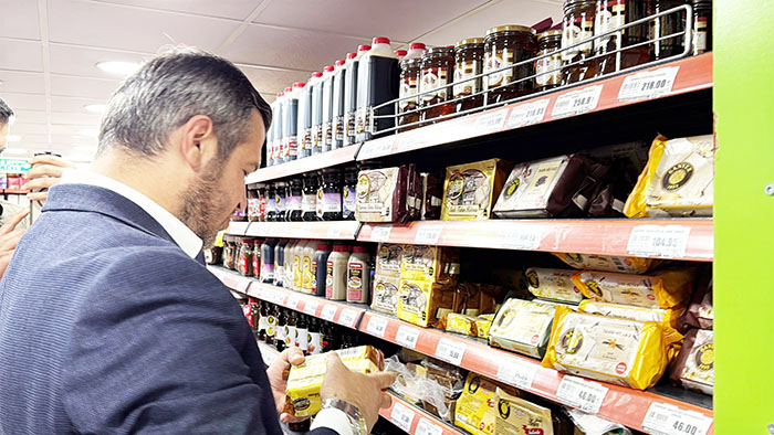 Başkan Çetinkaya Market Denetimlerine Katıldı