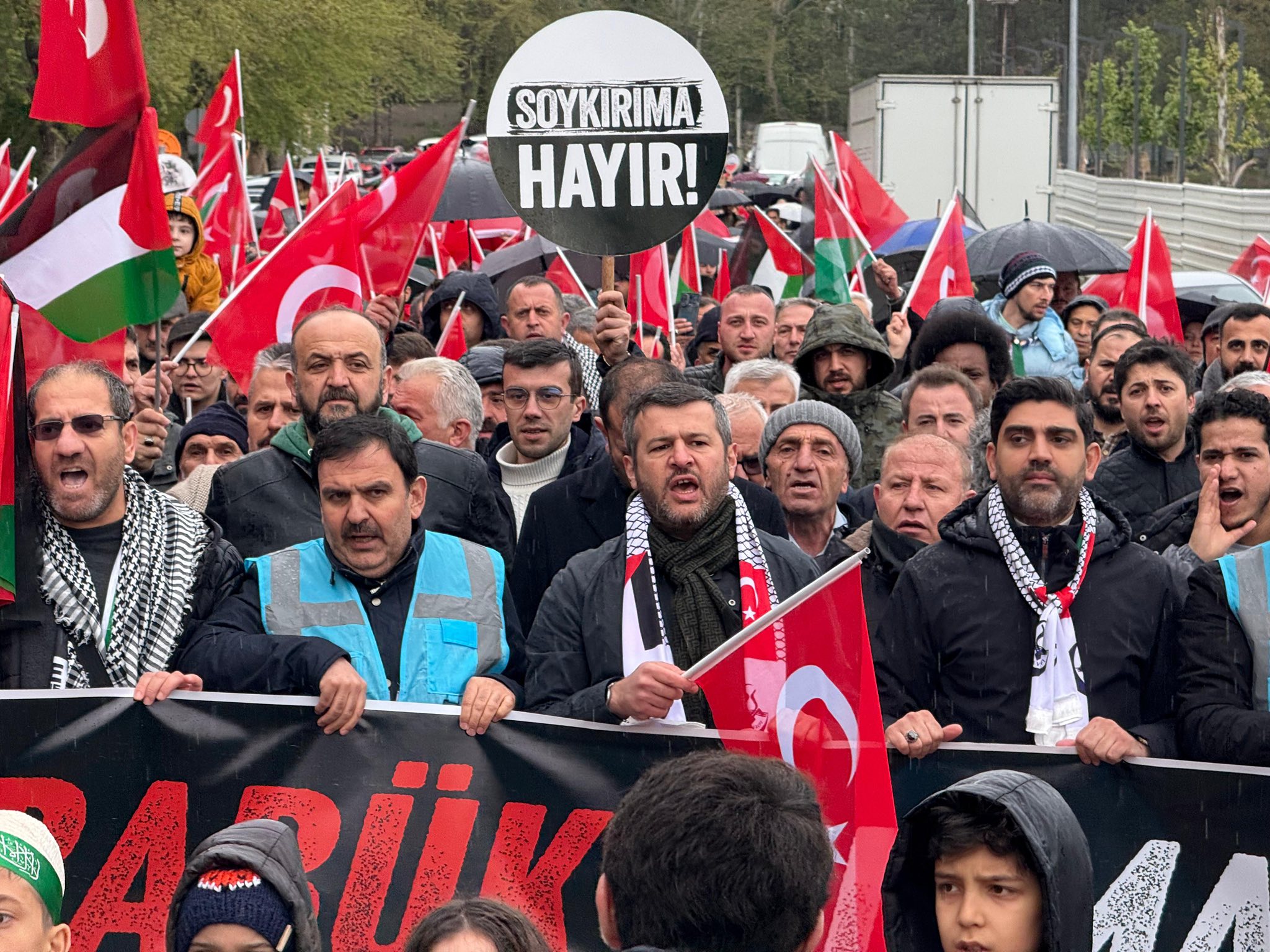 KARABÜK’TEN İSRAİL’E LANET YAĞDI