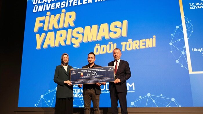 KARABÜK ÜNİVERSİTESİNE ULAŞTIRMA BAKANLIĞINDAN AR-GE ÖDÜLÜ 