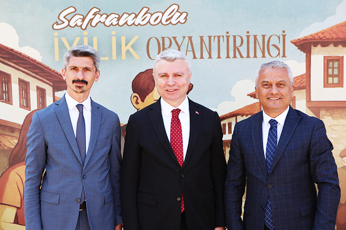 TARİHİ ÇARŞIDA İYİLİKLE YARIŞTILAR