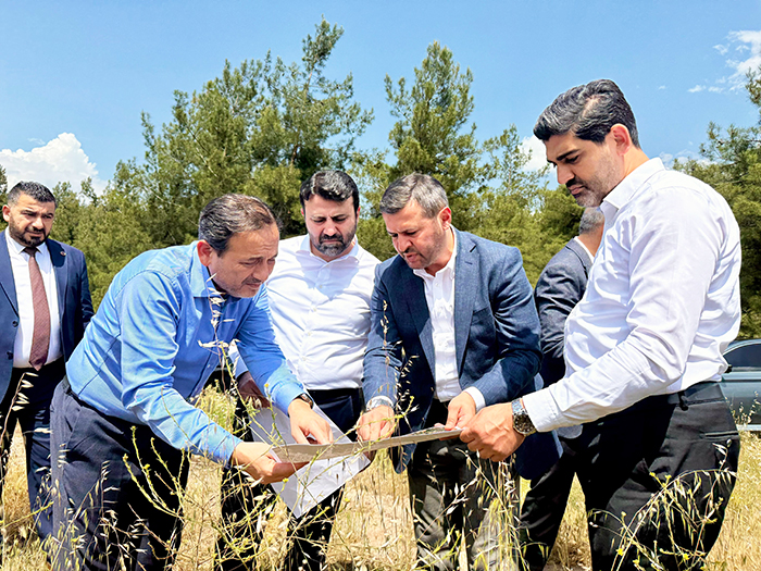 AK PARTİ HEYETİ’NDEN TCDD GAR SAHASININ TAŞINACAĞI KIZILCAÖREN BÖLGESİNDE İNCELEME