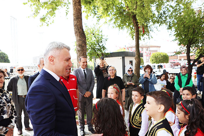 KAYMAKAM YAZICI KAN BAĞIŞINDA BULUNDU